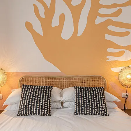 Barceloneta Experience & Alghero