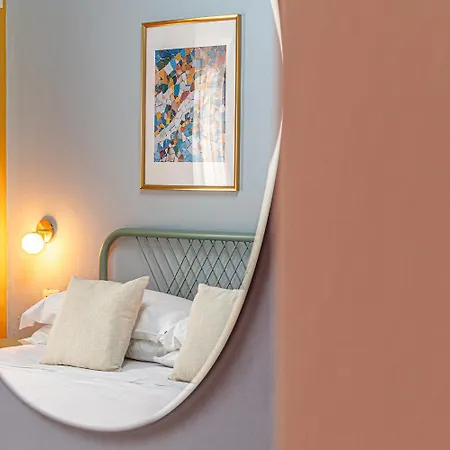 Barceloneta Experience & 4*