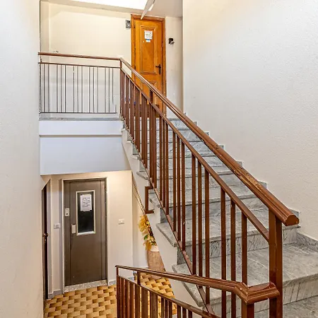 Barceloneta Experience & 4* Alghero