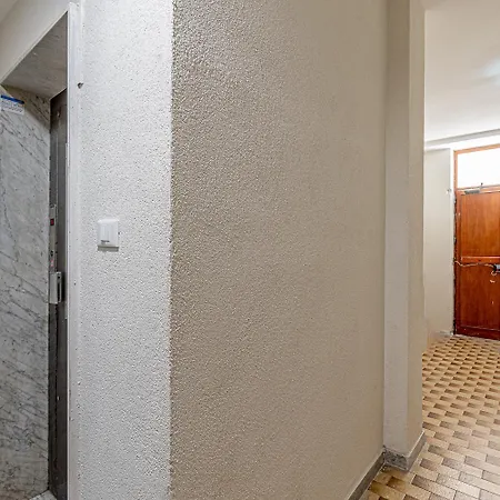 Barceloneta Experience & 4*