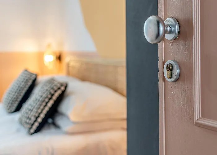 Barceloneta Experience & 招待所 4*