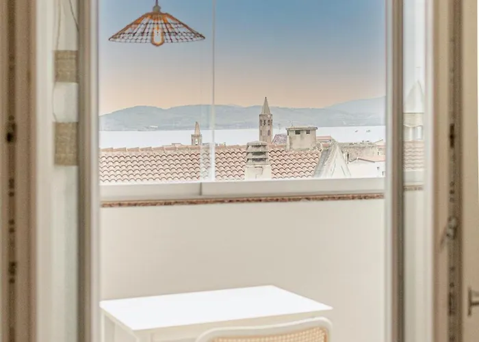 Barceloneta Experience & 4* 阿尔盖罗